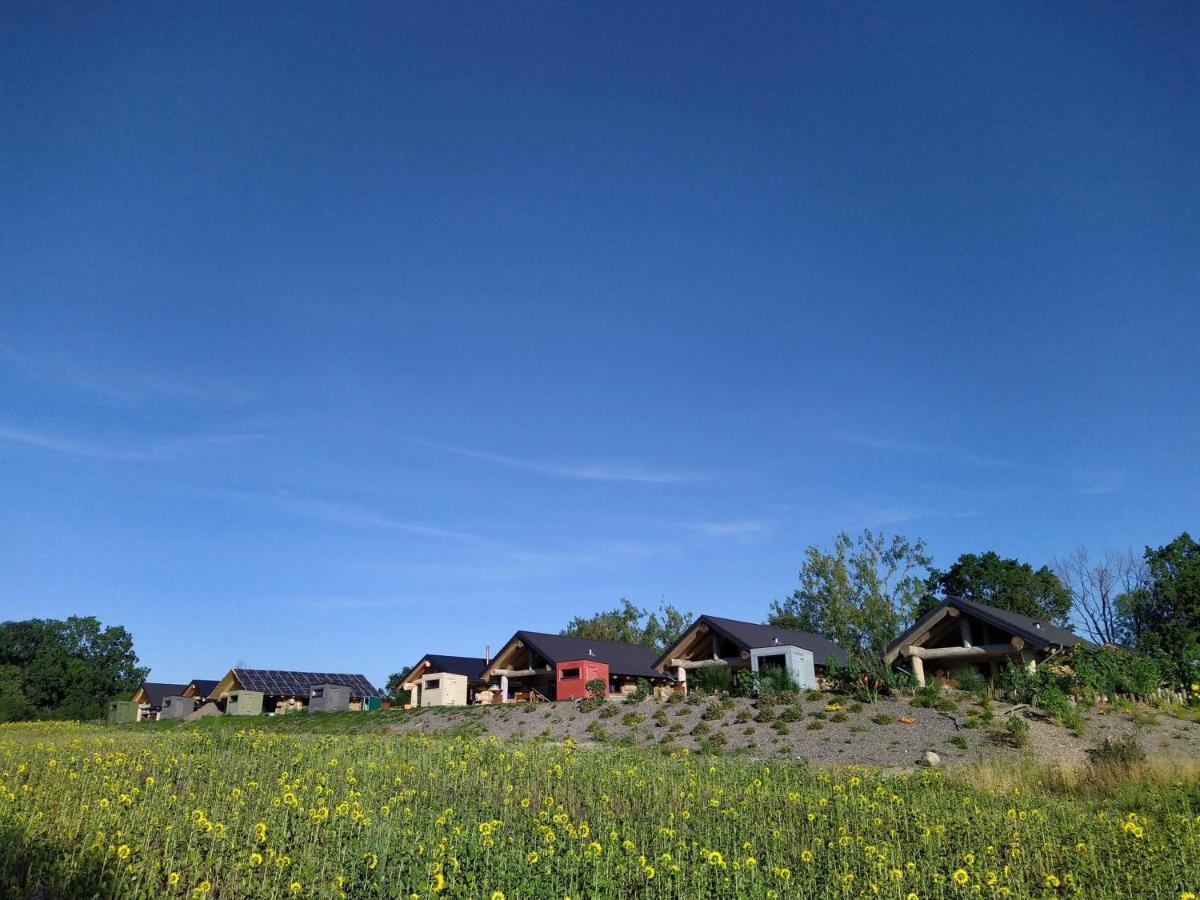 Groß Nemerow Naturstammhaus Tollensesee מראה חיצוני תמונה